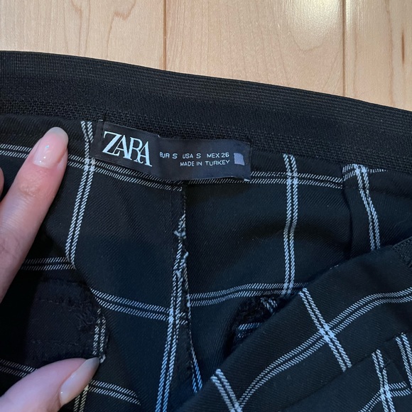 Zara cropped trousers - Picture 2 of 3